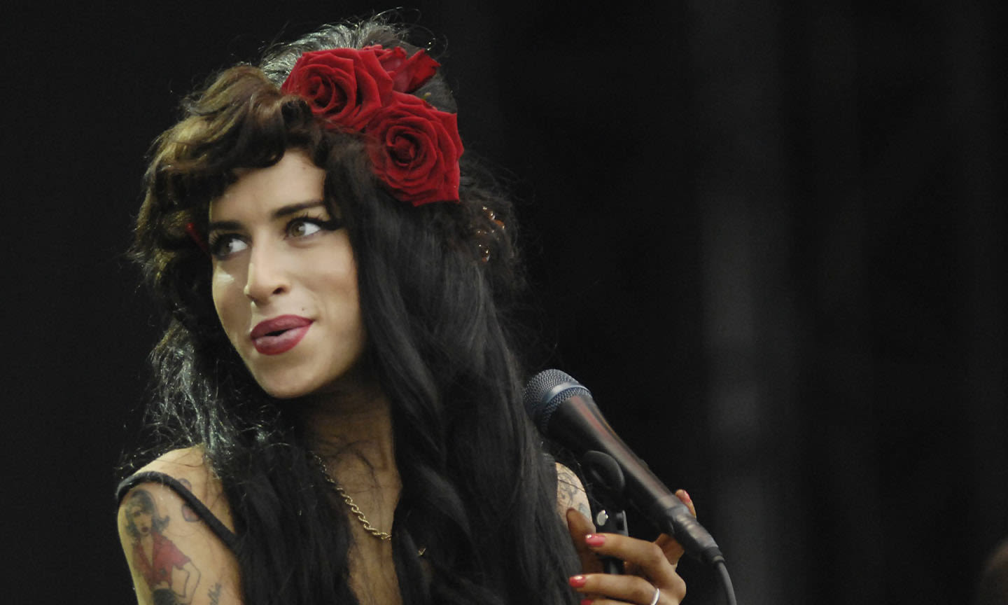 Amy Winehouse’s Parents Accept BRIT Billion Award To Mark One Billion U.K. Streams