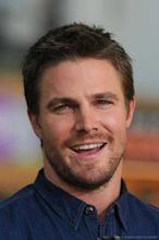 Stephen Amell