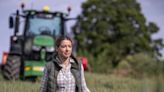 Européennes: Céline Imart, une agricultrice en campagne chez LR