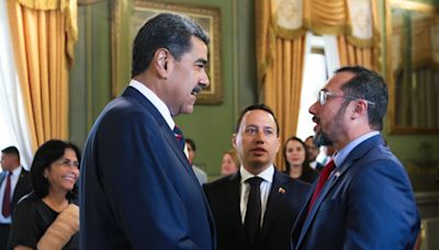 Venezuela y Trinidad y Tobago firman acuerdos para un proyecto de gas en un campo marítimo