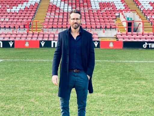 Ryan Reynolds compra histórico equipo del fútbol mexicano