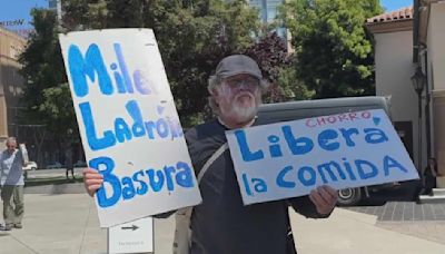 Protesta en San José contra el presidente argentino Milei