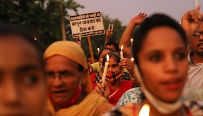 Una mujer india acusó a su marido de obligarla a mantener "relaciones sexuales antinatura". Un juez dijo que eso no es delito en el matrimonio