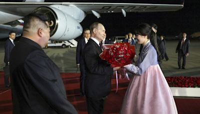 Putin llega a Corea del Norte para sellar una alianza con Kim Jong-un