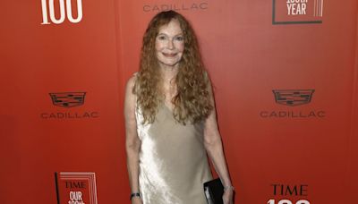 Mia Farrow bows out of Broadway's 'The Roommate' due to COVID