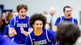 Dundee makes it back-to-back district titles by holding off Ida