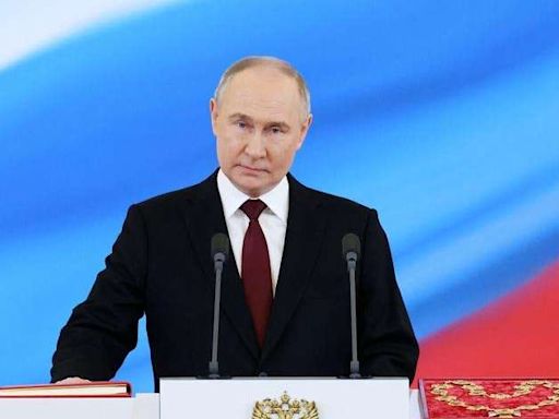 Putin afirma que há instrutores ocidentais disfarçados de mercenários na Ucrânia