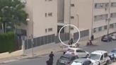 VÍDEO: El momento en el que comienza el tiroteo en Antequera mientras se desata el pánico