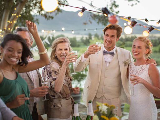 3 Reasons To Cut Back on Wedding Costs and Save or Invest the Money Instead