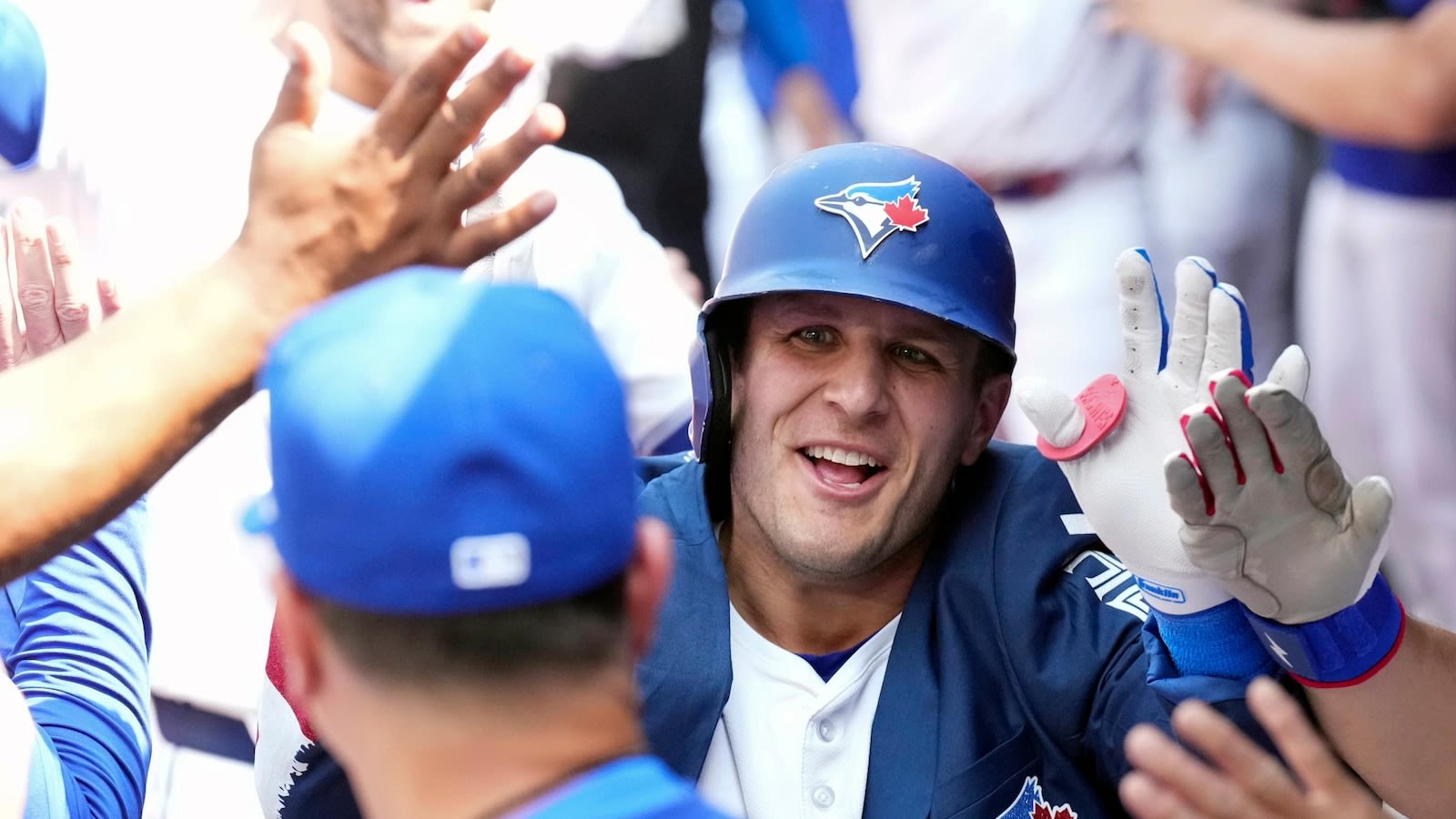 Gausman pitches 4-hitter, Varsho hits 3-run homer and Blue Jays beat Rangers 7-3