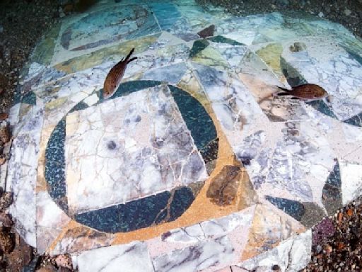 Stunning ancient Roman mosaic found submerged in the sea off Naples