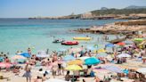 Robbers are targeting tourists having SEX on the beach in Ibiza