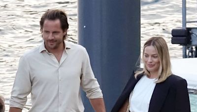 Pregnant Margot Robbie and husband Tom Ackerley may settle in UK