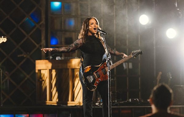 Ashley McBryde bringing new music to C.R.