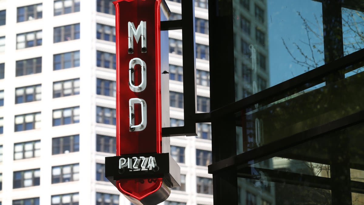 Mod Pizza gains new owner in wake of bankruptcy rumors - Houston Business Journal