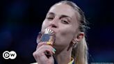 Ukraine fencer's Olympic medal 'for athletes Russia killed' – DW – 07/30/2024