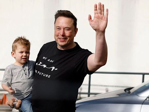 Elon Musk's many children share a Canadian connection