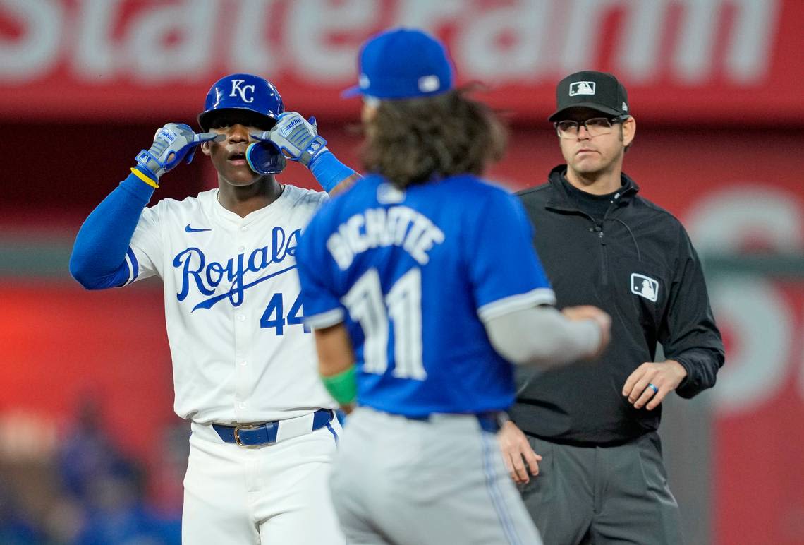 Kansas City Royals open home series vs. Toronto Blue Jays with 3rd straight loss