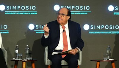 Julio Velarde dispara contra el Congreso, el Ejecutivo y el populismo