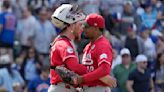 Alexis Díaz salva su juego número 12 en la victoria de los Reds sobre los Cubs