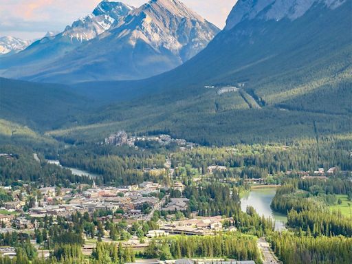 'Primed to burn:' Former Parks Canada forestry scientist fears the worst for Banff