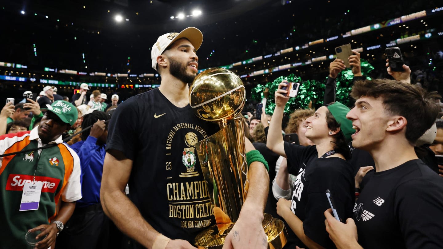 Tom Brady Celebrated Celtics’ Championship With Perfect Four-Word Tweet