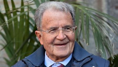 Prodi l’attacco senza freni a Giorgia Meloni: “Voti a pagamento”