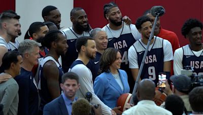 Curry, Kerr revel in VP Harris' visit to Team USA's practice