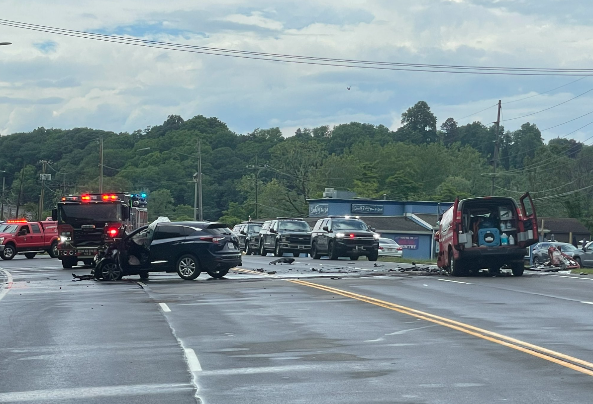 Serious accident closes down Empire Boulevard