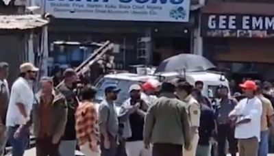 Ajay Devgn, Jackie Shroff Shoot For A Fight Scene For Singham Again In Srinagar | Video Goes Viral - News18