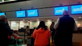 El “apagón” informático mundial por ahora no afecta a la Argentina, cuyos aeropuertos y bancos funcionan normalmente