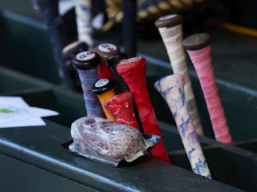 Twins' lucky summer sausage goes international with road trip to Toronto for series vs. Blue Jays