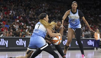 Chennedy Carter scores 34 and Angel Reese records another double-double as the Sky beat the Aces