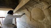 Descubren un edificio funerario romano y retratos de momias en Egipto