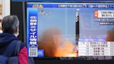Corea del Norte dispara un presunto misil balístico intercontinental que cae cerca de Japón