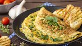 Cette recette d’omelette estivale, à faire en moins de 10 min, est parfaite pour changer de l’omelette traditionnelle