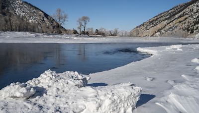 Winter storm warning for two states as 15 inches of snow forecast