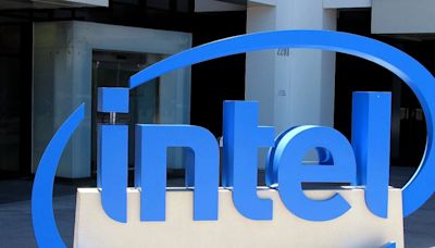 Arizona officials, Intel announce new semiconductor workforce initiative