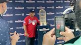 Braves World Series trophy makes stop at Beverly Knight Olson Children’s Hospital