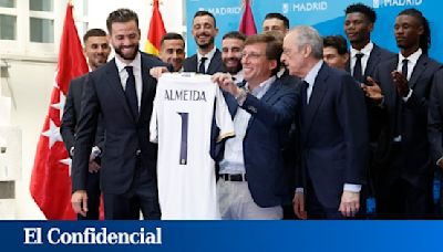 Del toque de atención de Lucas Vázquez a Almeida a la 'predicción' a su mujer: la reunión del alcalde con el Real Madrid
