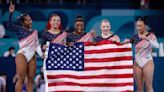 Simone Biles vuelve a saborear el oro olímpico: Estados Unidos gana la competencia por equipos en la gimnasia - La Tercera
