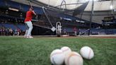 Viral Stand-Up Comedian at Phillies BP Before Scheduled First Pitch