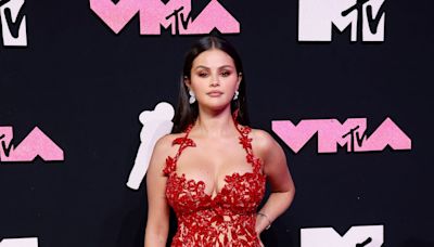 Selena Gómez se harta de las críticas y habla de su cambio físico: “Odio esto”