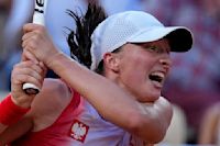 Swiatek remains on course for another title at Roland Garros by reaching the Olympic quarterfinals