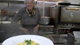 Pasta a la crema con champiñones, la receta secreta de Teresa Barbera | Sociedad