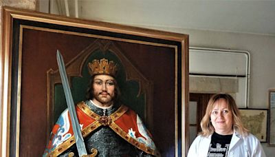 Profundizando en la restauración de los cuadros de los reyes de León