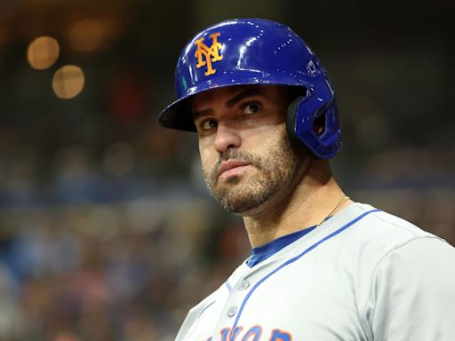 Look: Is J.D. Martinez actually at fault for Willson Contreras injury?