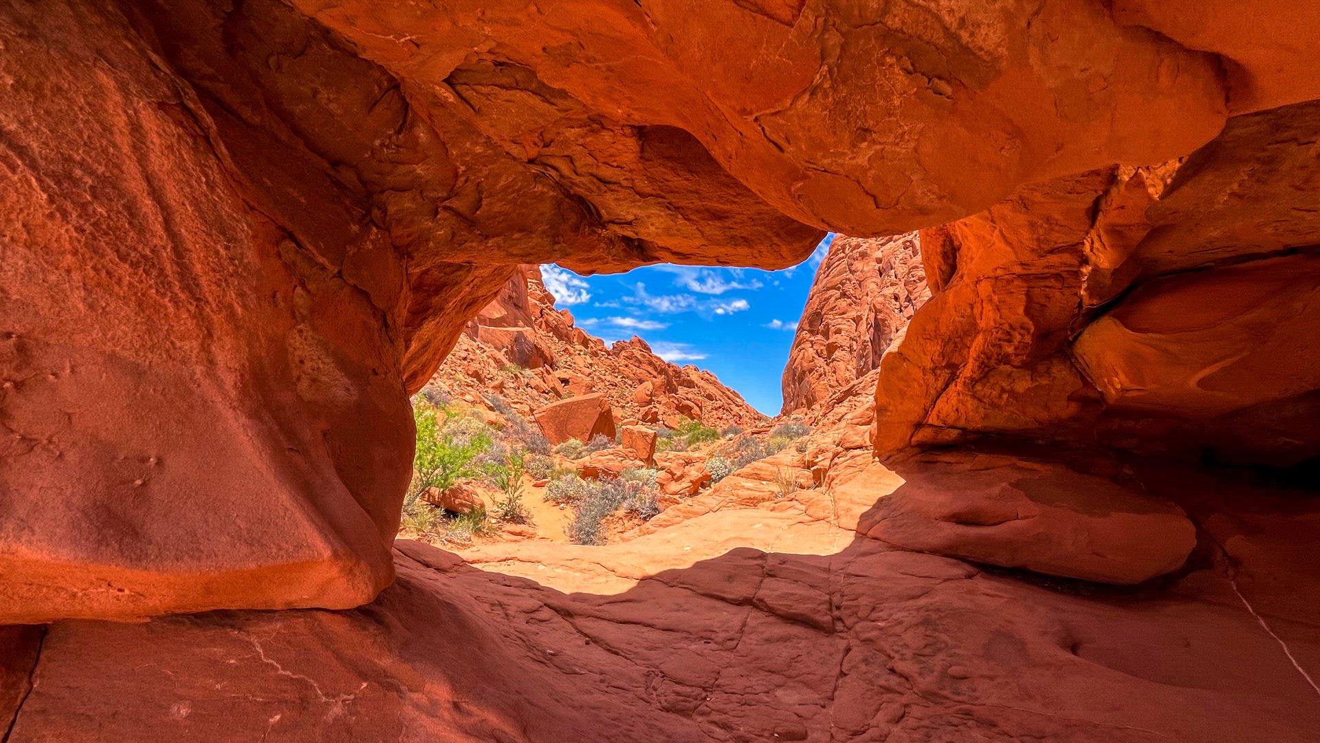 Splendid day trips you can take from Las Vegas — each less than a two-hour drive