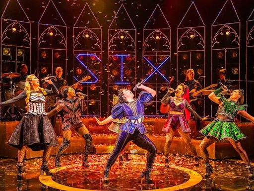 Six at Sunderland Empire is a royally riotous coronation for one of the best musicals out there