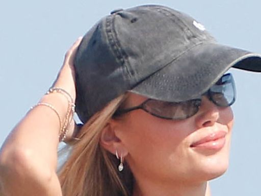 Norwegian model Frida Aasen showcases her lithe figure in St Tropez